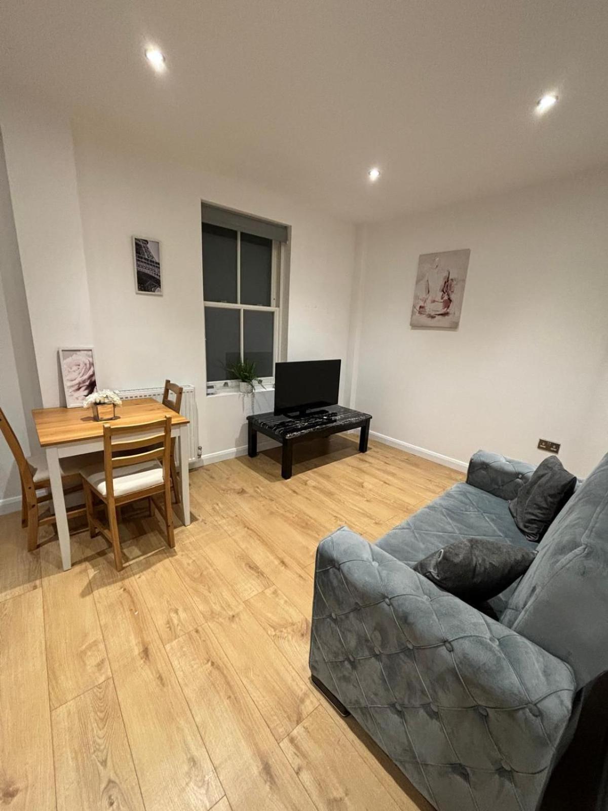 In Battersea Near Power Station/london Eye Bs3 Apartamento *